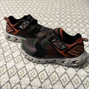 Boys’ Light Up Shoes